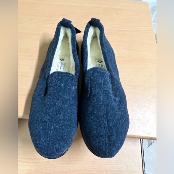 Slippers International men Slippers 13 WIDE - Picture 8 of 9